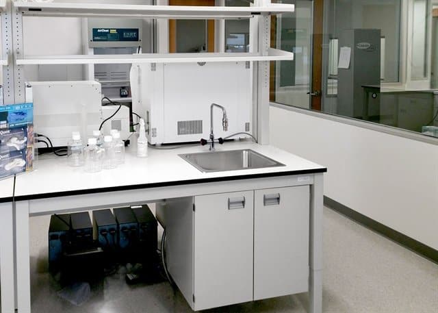 laboratory sink and counter